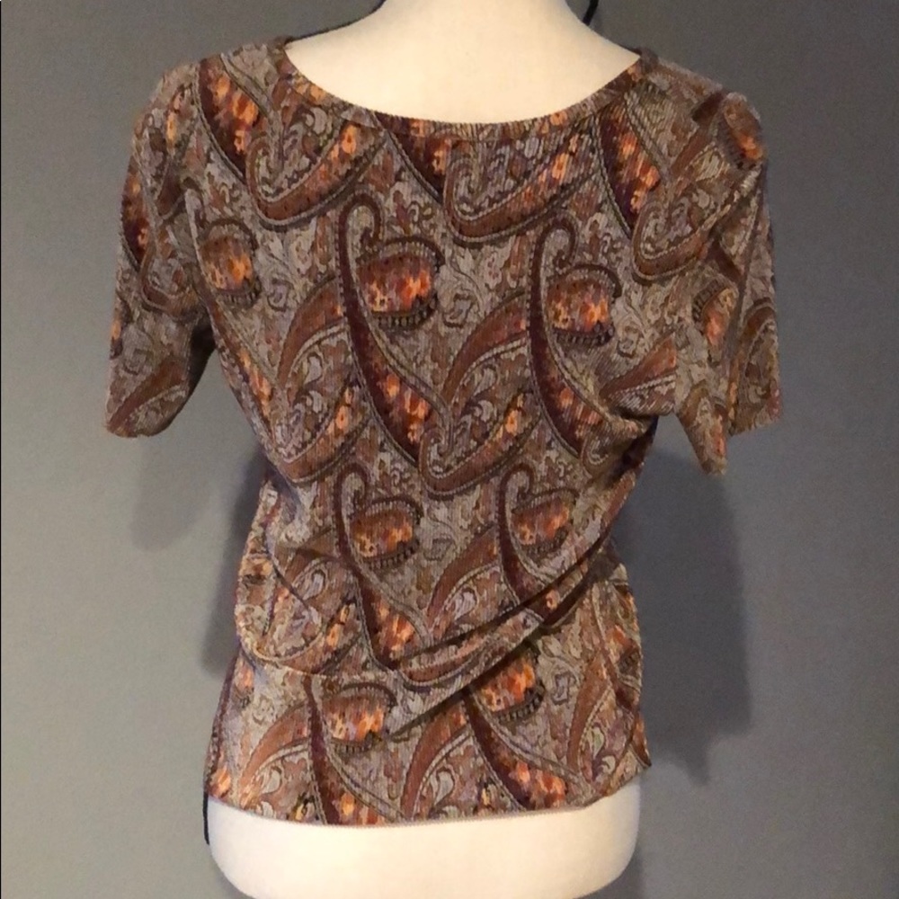 LBlouse - Picture 2 of 3